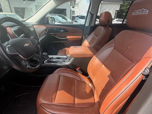 Used 2019 Chevrolet Traverse High Country w/ LPO, Floor Liner Package AWD/4WD image 22