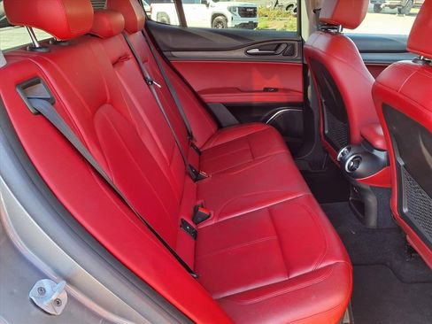 Used 2021 Alfa Romeo Stelvio Ti w/ Nero Edizione image 15