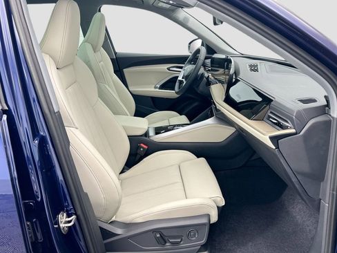 Used 2025 Audi Q5 2.0T Premium Plus w/ Premium Plus image 19