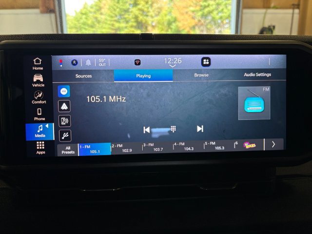 Used 2025 Jeep Gladiator Sport AWD/4WD image 19