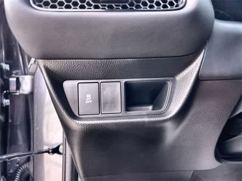 Certified 2026 Honda HR-V LX image 29