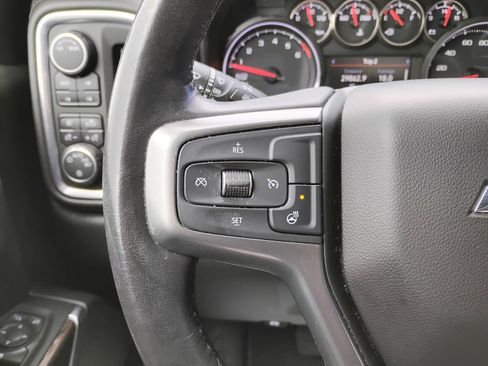 Used 2020 Chevrolet Silverado 1500 LT Trail Boss image 10