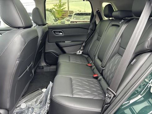 New 2026 Nissan Rogue Platinum AWD/4WD image 22
