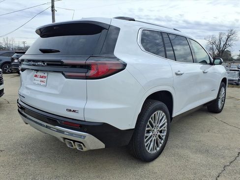 New 2026 GMC Acadia Denali w/ Super Cruise Package image 7