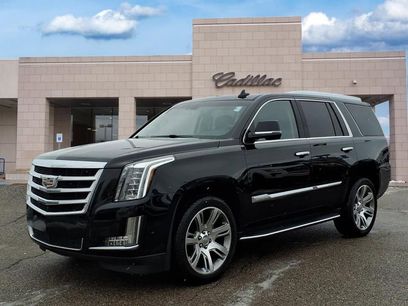 Used 2017 Cadillac Escalade Luxury