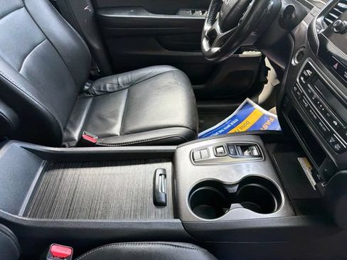 Used 2022 Honda Pilot Special Edition image 13