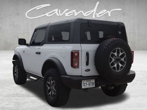 Used 2023 Ford Bronco Badlands image 5