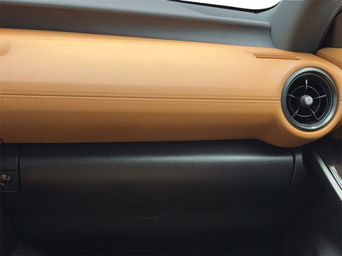 Used 2025 Lexus IS 350 F Sport image 20