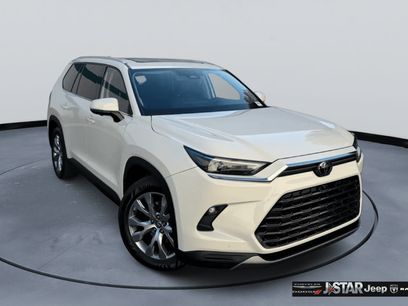 Used 2024 Toyota Grand Highlander FWD