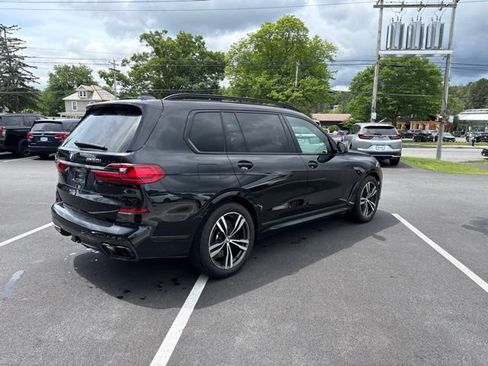 Used 2021 BMW X7 M50i w/ Dynamic Handling Package AWD/4WD image 5