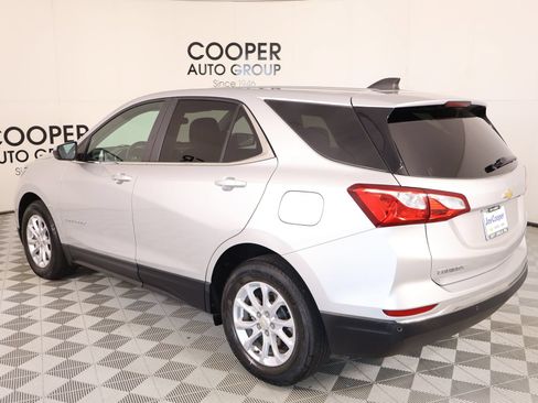 Used 2021 Chevrolet Equinox LT FWD image 22
