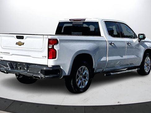 Used 2021 Chevrolet Silverado 1500 LTZ image 9