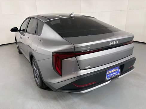 New 2026 Kia K4 FWD image 6
