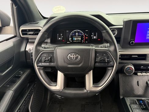 Certified 2025 Toyota 4Runner SR5 image 12
