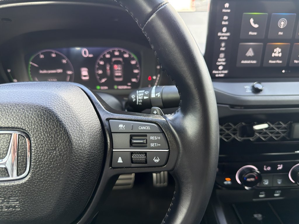 Used 2025 Honda Accord Sport image 29
