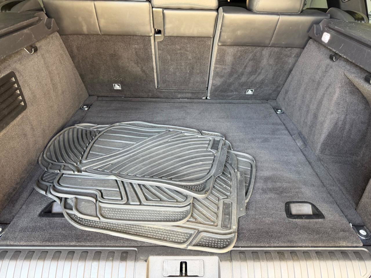 Used 2019 Land Rover Range Rover Sport HSE AWD/4WD image 20
