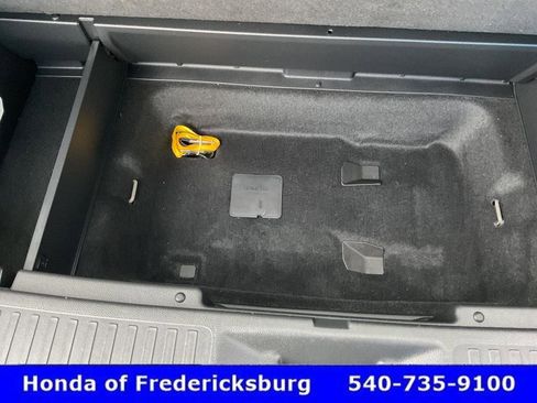 Certified 2024 Honda Pilot Touring image 21