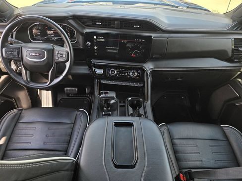 Used 2022 GMC Sierra 1500 AT4X AWD/4WD image 9
