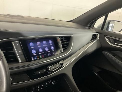 Used 2024 Buick Enclave Essence w/ Sport Touring Edition AWD/4WD image 15