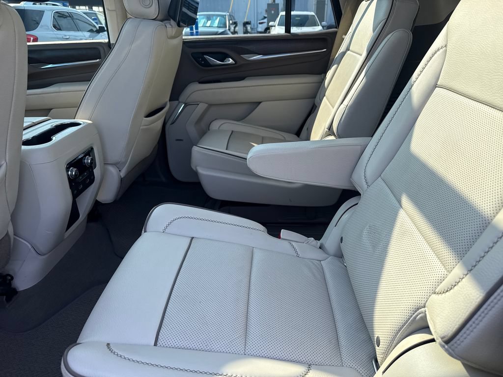 Used 2021 GMC Yukon Denali w/ Denali Ultimate Package RWD image 41