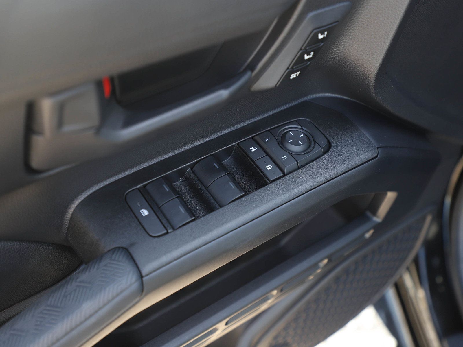 Used 2025 Toyota 4Runner TRD Off-Road Premium AWD/4WD image 20