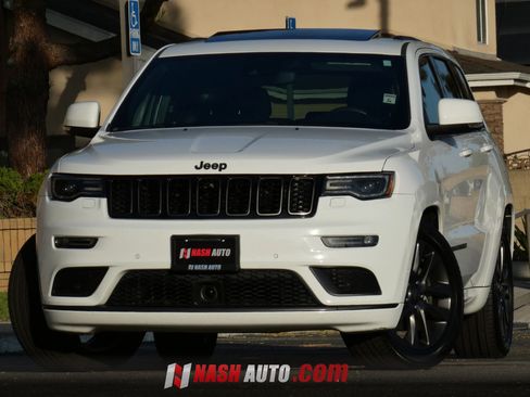 Used 2018 Jeep Grand Cherokee High Altitude AWD/4WD image 4