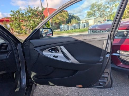 Used 2009 Toyota Camry CE image 21