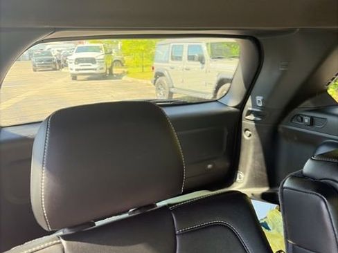 Used 2024 Jeep Grand Cherokee Altitude image 26