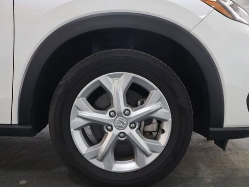 Used 2025 Honda HR-V LX image 33