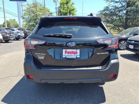 Used 2025 Subaru Outback Premium w/ Popular Package #1A AWD/4WD image 3
