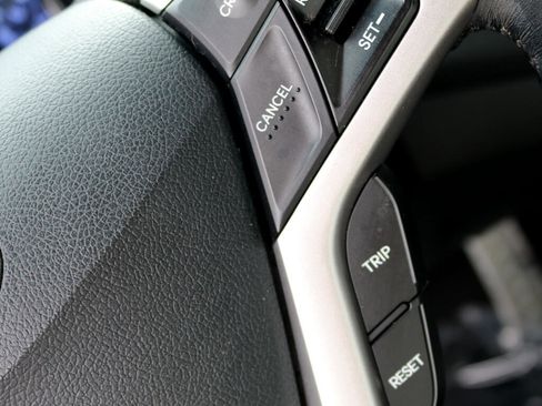 Used 2015 Hyundai Veloster w/ Option Group 03 image 23