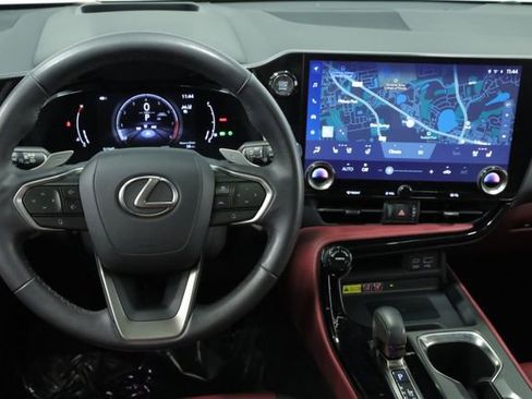 Used 2024 Lexus NX 250 250 Premium image 12