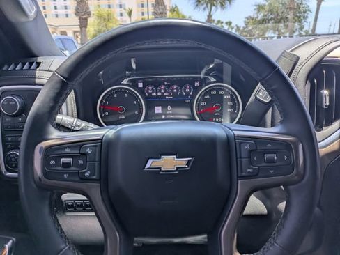 Used 2023 Chevrolet Silverado 2500 High Country w/ Technology Package AWD/4WD image 30