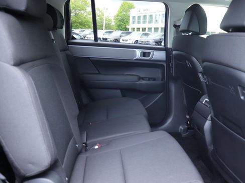 Used 2026 Hyundai Santa Fe SE FWD image 24