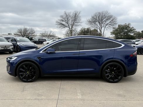 Used 2017 Tesla Model X 75D image 5