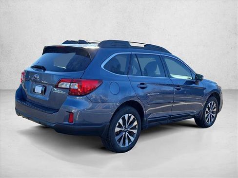 Used 2016 Subaru Outback 2.5i Limited image 4