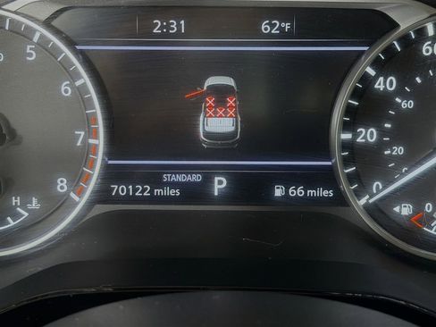 Used 2022 Nissan Pathfinder SL w/ SL Premium Package FWD image 15