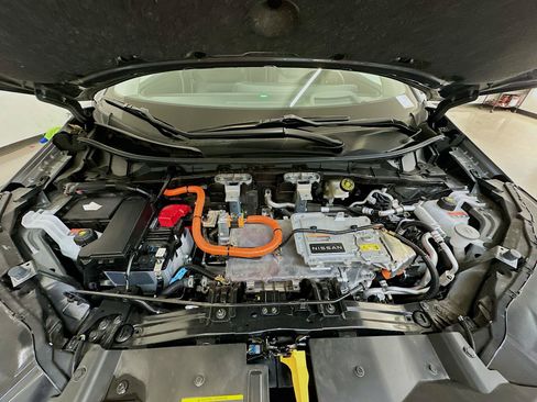 Used 2024 Nissan Ariya AWD image 34