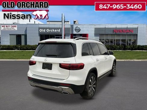 Used 2021 Mercedes-Benz GLB 250 4MATIC image 4