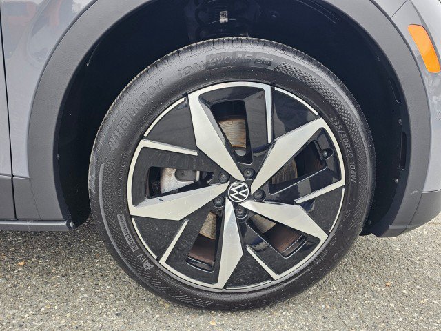 Used 2023 Volkswagen ID.4 Pro S AWD/4WD image 9
