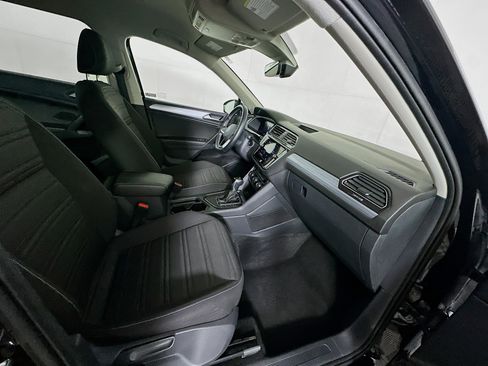 Used 2024 Volkswagen Tiguan S image 30
