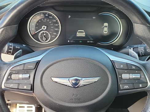 Used 2023 Genesis G70 2.0T w/ Sport Prestige Package RWD image 8