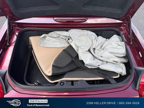 Used 2004 Ford Thunderbird RWD image 27