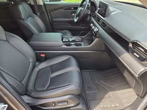 Certified 2025 Honda Pilot EX-L image 15