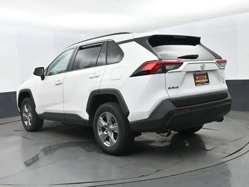 Used 2024 Toyota RAV4 XLE FWD image 9