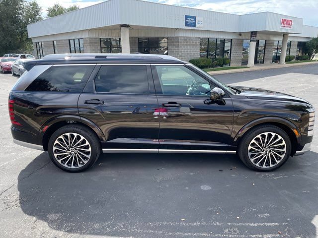 Used 2026 Hyundai Palisade Calligraphy AWD/4WD image 4