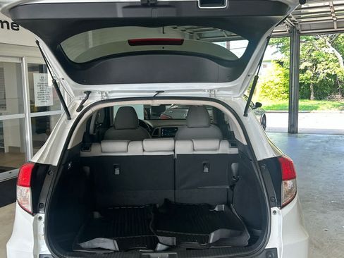 Used 2022 Honda HR-V EX image 18