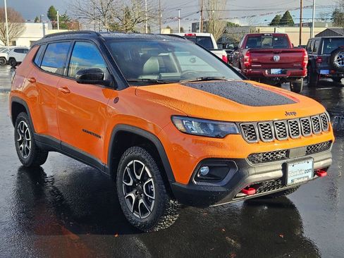 New 2026 Jeep Compass Trailhawk image 8