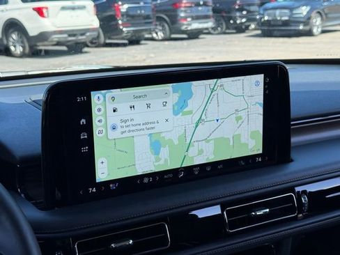 Used 2025 Lincoln Aviator Reserve w/ Illumination Package image 4