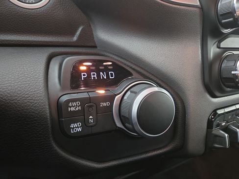 Used 2024 RAM 2500 Big Horn w/ Bed Utility Group image 22